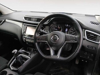 Used Nissan Qashqai 2019 for sale - 77556007: Photo