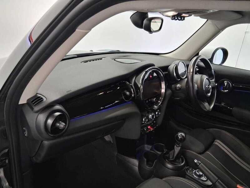 Used MINI Hatch 2022 for sale - 77831932: Photo 13