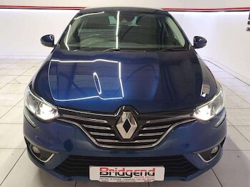 Used Renault Megane 2019 for sale - 77716387: Photo
