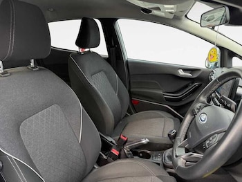 Used Ford Fiesta 2019 for sale - 79547928: Photo