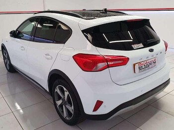 Used Ford Focus 2021 for sale - 76484811: Photo