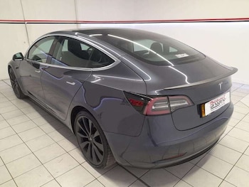 Used Tesla Model 3 2019 for sale - 77036418: Photo