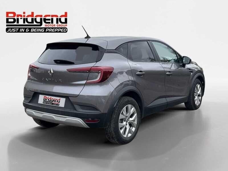 Used Renault Captur 2022 for sale - 76136021: Photo 3