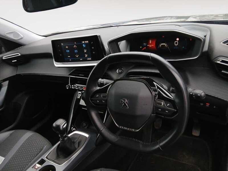 Used Peugeot 2008 2020 for sale - 77392692: Photo 5