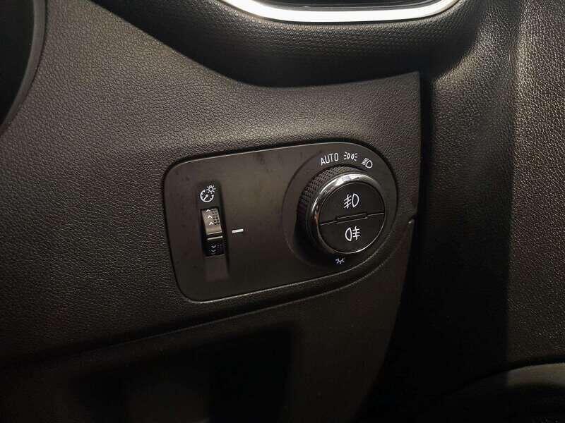 Used Vauxhall Crossland 2022 for sale - 76136185: Photo 21