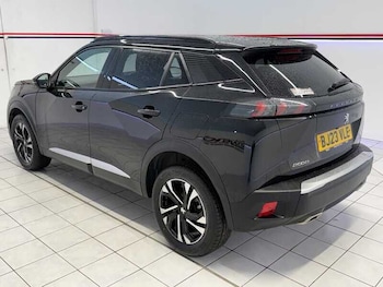 Used Peugeot 2008 2023 for sale - 78953205: Photo