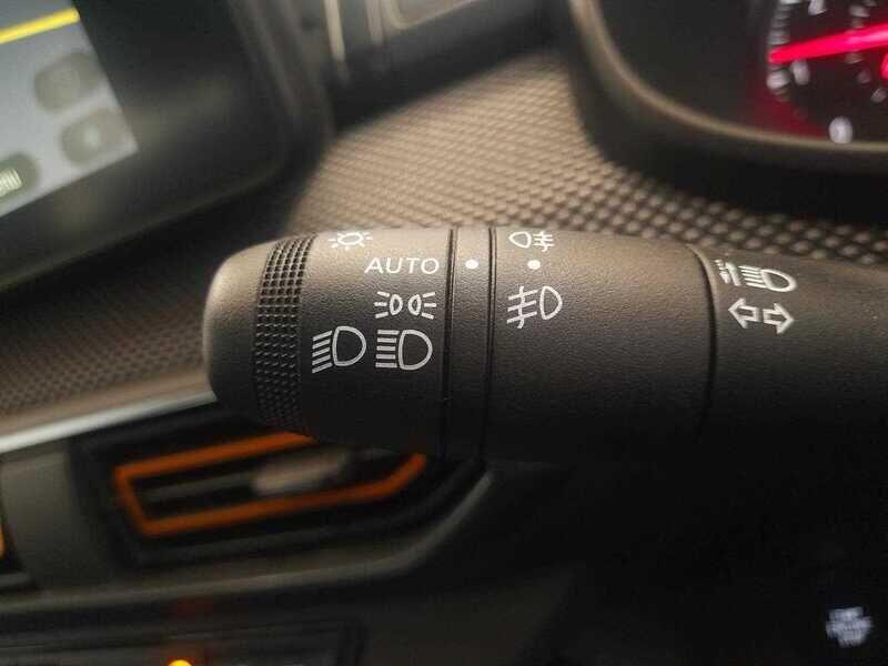 Used Dacia Sandero Stepway 2022 for sale - 76136678: Photo 20