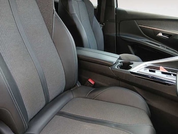 Used Peugeot 3008 2023 for sale - 79195701: Photo