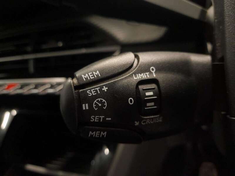 Used Peugeot 208 2022 for sale - 77036400: Photo 18