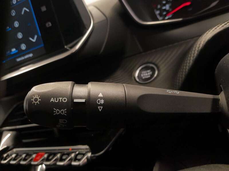 Used Peugeot 208 2022 for sale - 77036400: Photo 19