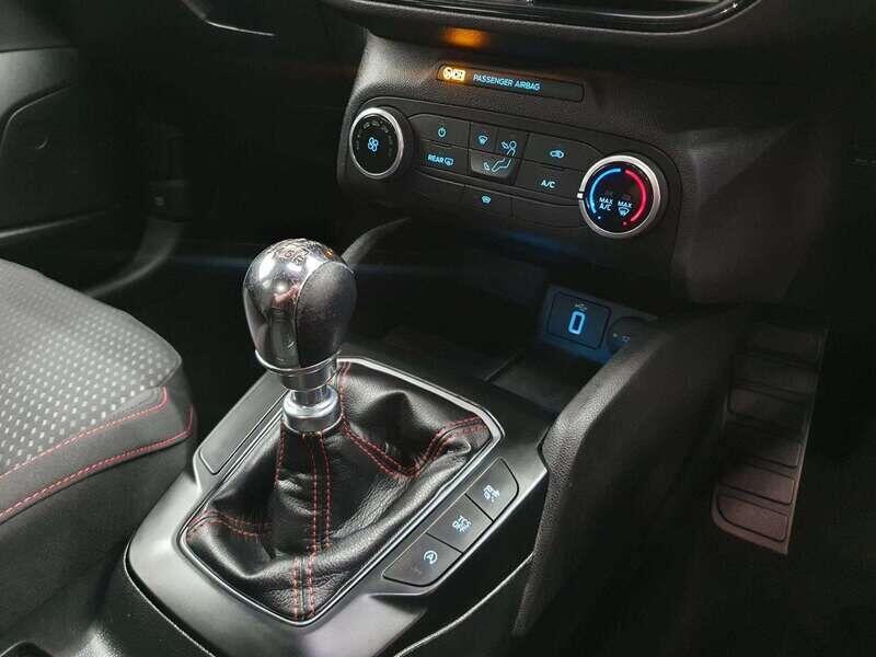 Used Ford Focus for sale - 76485600: Photo 17