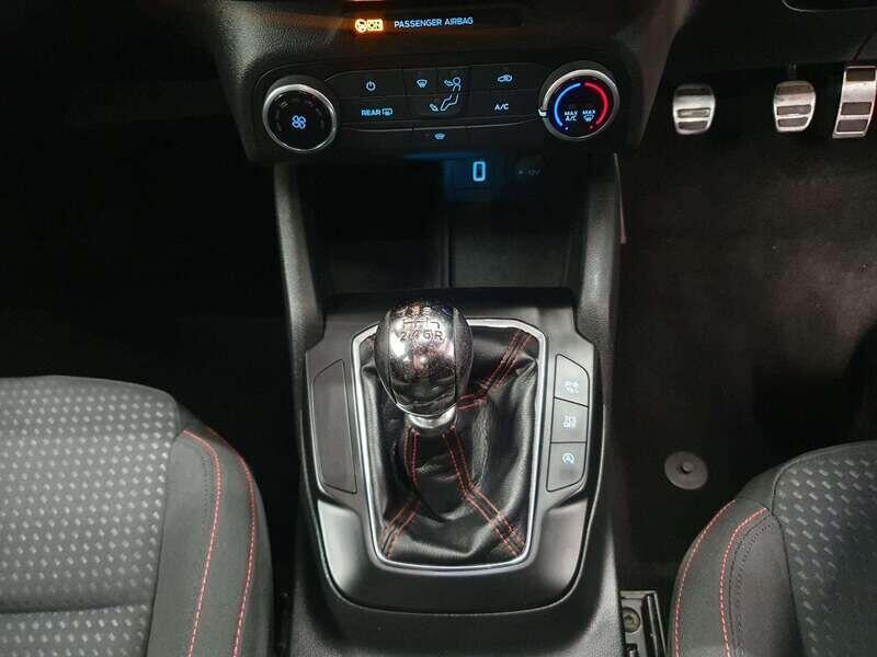 Used Ford Focus for sale - 76485600: Photo 18