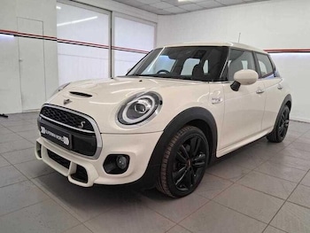 Used MINI Cooper 2019 for sale - 75564370: Photo