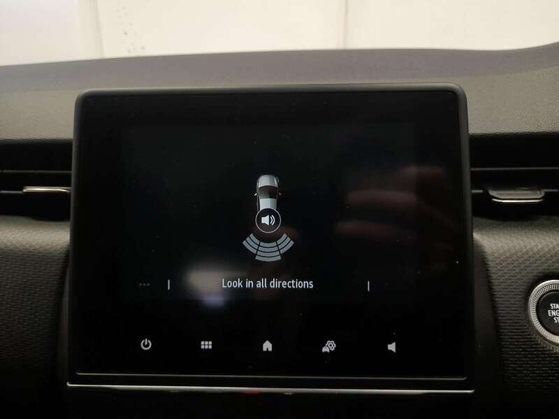 Used Renault Clio 2023 for sale - 77813961: Photo 17