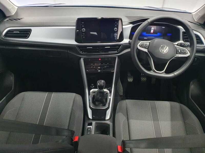 Used Volkswagen T-Roc 2024 for sale - 77036364: Photo 11