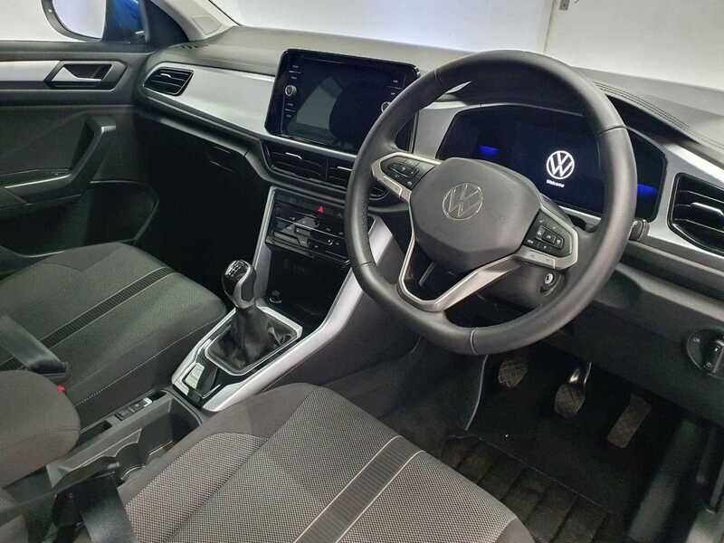 Used Volkswagen T-Roc 2024 for sale - 77036364: Photo 13