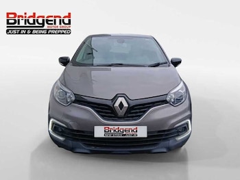 Used Renault Captur 2020 for sale - 79478703: Photo
