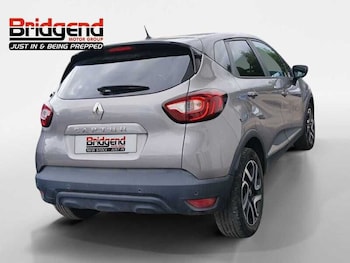 Used Renault Captur 2020 for sale - 79478703: Photo