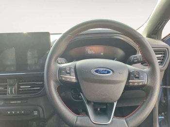 Used Ford Focus 2022 for sale - 78284581: Photo