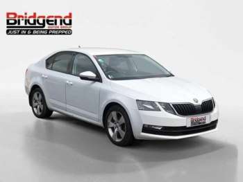 (69) - 1.6 TDI SCR SE Drive Hatchback 5dr