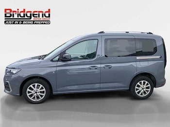 Used Ford Tourneo Connect 2023 for sale - 79332316: Photo
