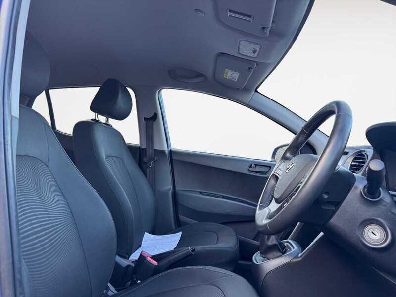 Used Hyundai i10 2020 for sale - 76398335: Photo 4