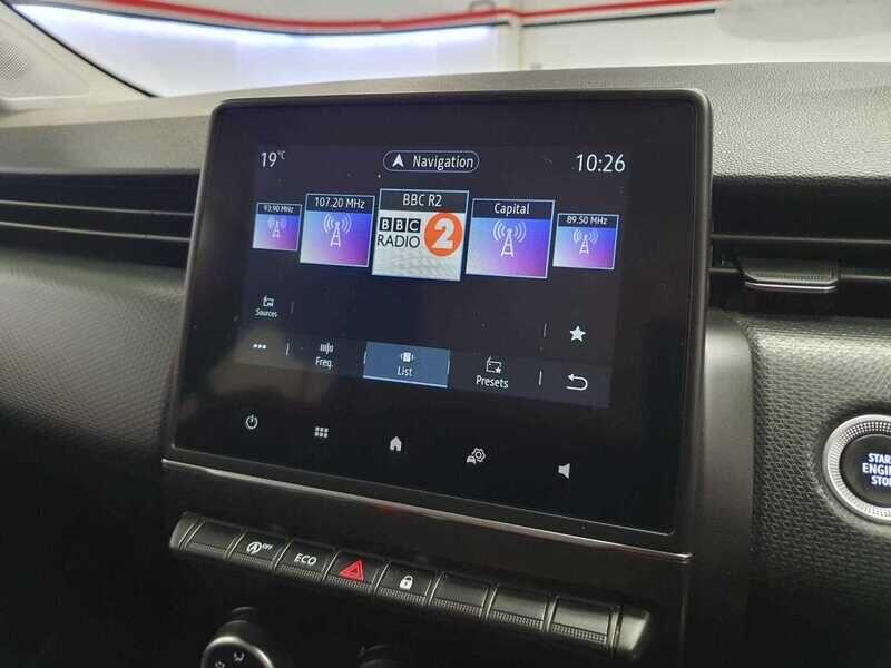 Used Renault Clio 2020 for sale - 76472903: Photo 17