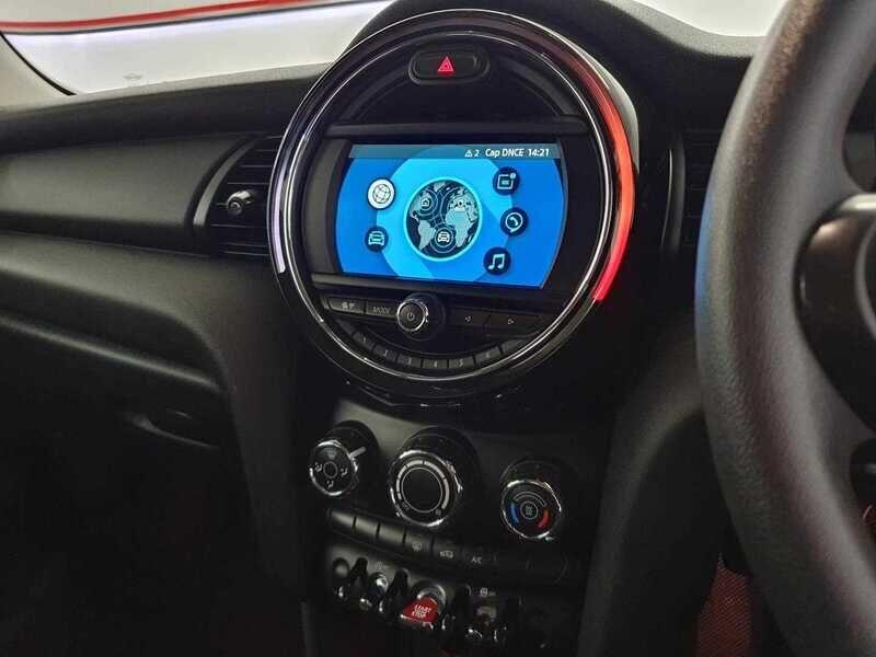 Used MINI Hatch 2019 for sale - 76138161: Photo 13