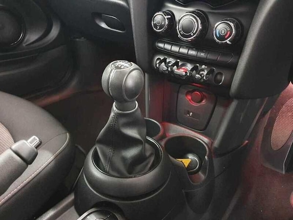 Used MINI Hatch 2019 for sale - 76138161: Photo 14