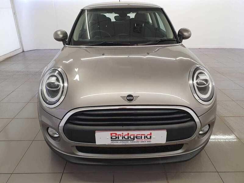 Used MINI Hatch 2019 for sale - 76138161: Photo 2