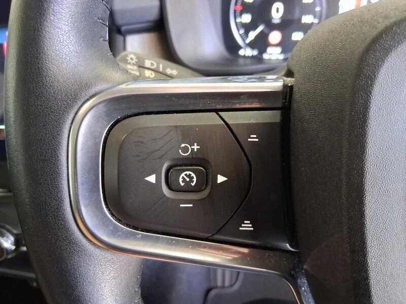 Used Volvo XC40 2020 for sale - 76135847: Photo 21