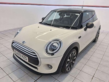 Used MINI Hatch 2019 for sale - 79309588: Photo