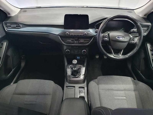 Used Ford Focus 2021 for sale - 76137156: Photo 11