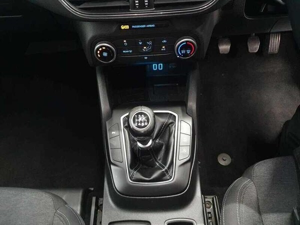 Used Ford Focus 2021 for sale - 76137156: Photo 19