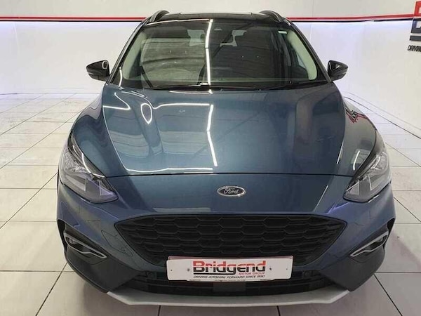 Used Ford Focus 2021 for sale - 76137156: Photo 2