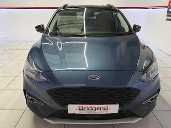 Used Ford Focus 2021 for sale - 76137156: Photo 2