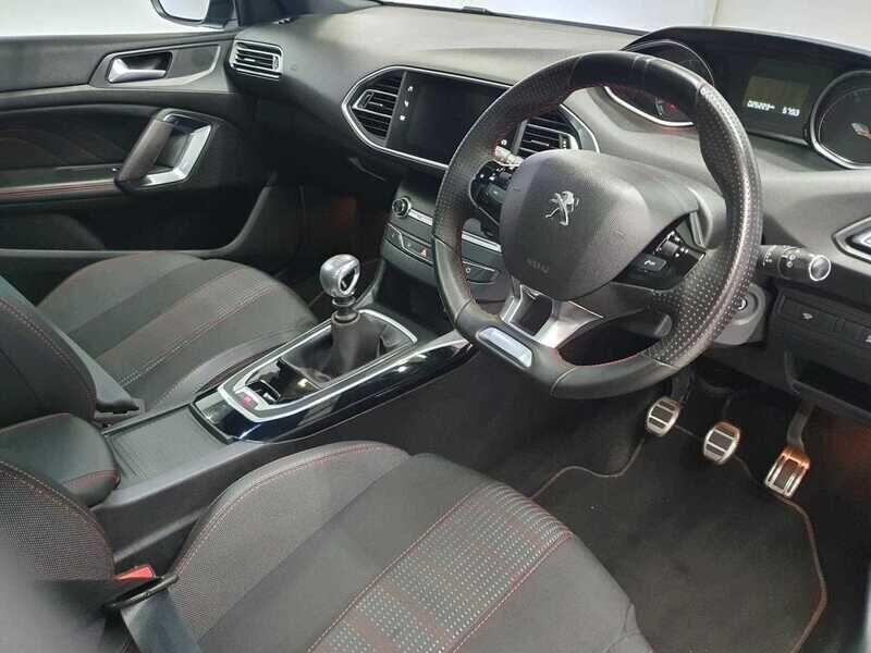Used Peugeot 308 2019 for sale - 76472523: Photo 13