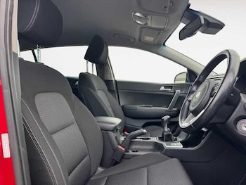 Used Kia Sportage 2019 for sale - 76189561: Photo