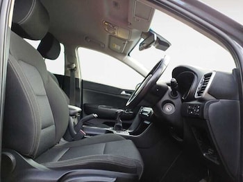 Used Kia Sportage 2021 for sale - 79367897: Photo