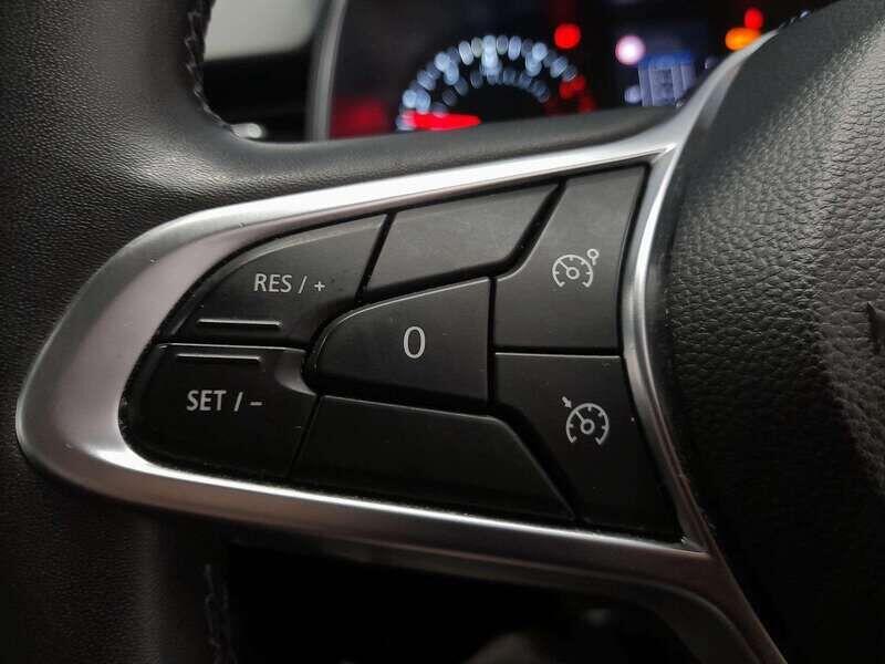 Used Renault Clio 2020 for sale - 76174762: Photo 16