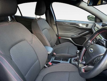 Used Ford Focus 2021 for sale - 79478707: Photo