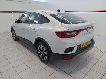 Used Renault Arkana 2022 for sale - 79309399: Photo