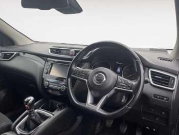 Used Nissan Qashqai 2018 for sale - 74335887: Photo