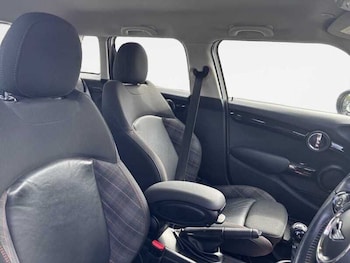 Used MINI Hatch 2017 for sale - 78568112: Photo