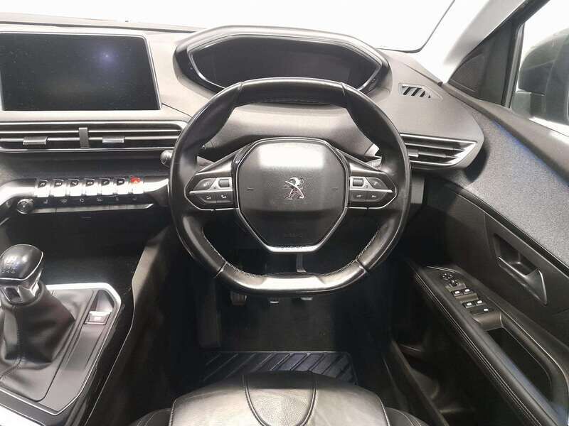 Used Peugeot 5008 2019 for sale - 77036429: Photo 9