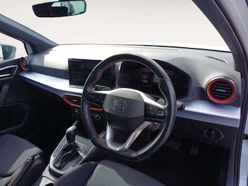 Used SEAT Arona 2024 for sale - 78165026: Photo