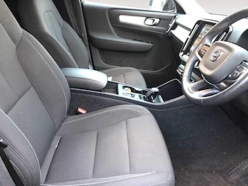 Used Volvo XC40 2021 for sale - 76584409: Photo