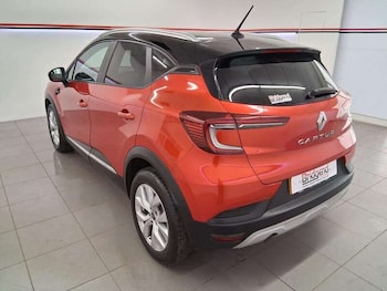 Used Renault Captur 2020 for sale - 77716426: Photo