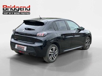 Used Peugeot 208 2023 for sale - 78391302: Photo