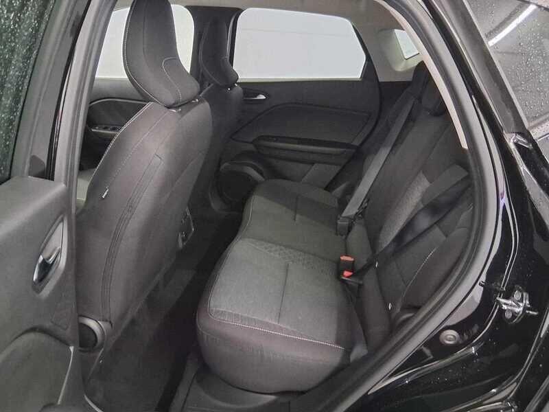 Used Renault Captur for sale - 76472517: Photo 15